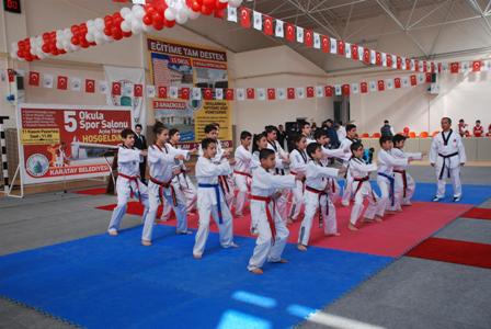 karatay-5-okula-5-spor-salonu-(4).jpg
