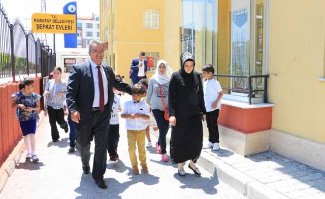karatay-belediyesi-sefkat-evleri-zor-durumdaki-ailelere-kucak-aciyor-(4).jpg