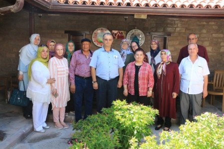 karatay-kadin-meclisi-ziyaretlere-devam-ediyor-(3)-001.jpg