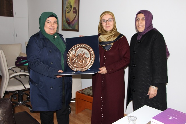 karatay-kent-konseyi-kadin-meclisinden-saliha-bilgice-ziyaret-(7).jpg