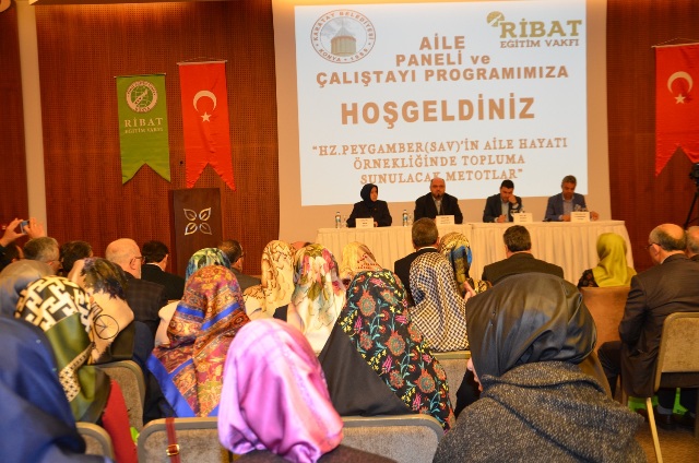 karatayda-aile-paneli-ve-calistayi-duzenlendi-(5).jpg