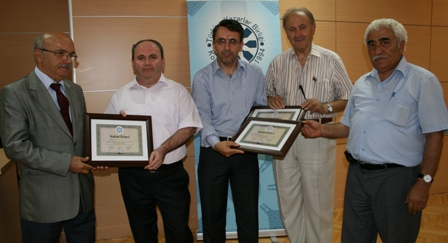 karpuz-kus-divarci-sakaoglu-demirci.jpg karpuz-kus-divarci-sakaoglu-demirci.jpg
