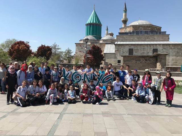 kastamonulu-ogrenciler-konya’yi--(3).jpg