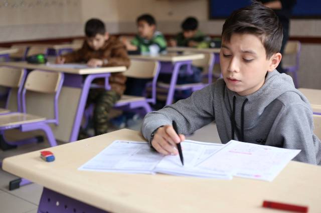 kaybedeni-olmayan-sinav-yapildi-(3).jpg