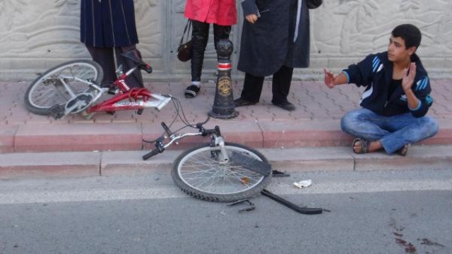 kazada-yaralanan-suriyeli-cocuk-parcalanan-6513268_o.jpg kazada-yaralanan-suriyeli-cocuk-parcalanan-6513268_o.jpg