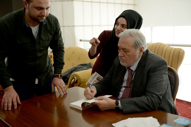 kirap-gunleri-yazar-bulusmasi-(6).jpg