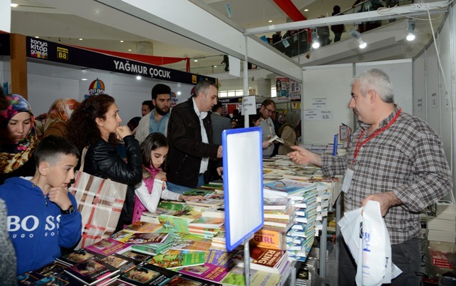 kitap-gunleri-bu-yil-200--9.jpg