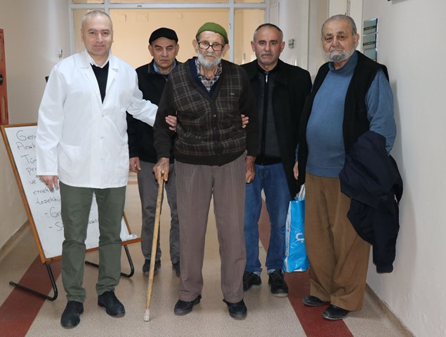 kizini-kaybettigi-kanseri--(3).jpg
