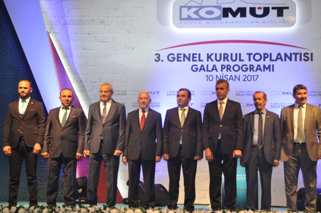 komut-yeni-baskan-saban-topal.jpg