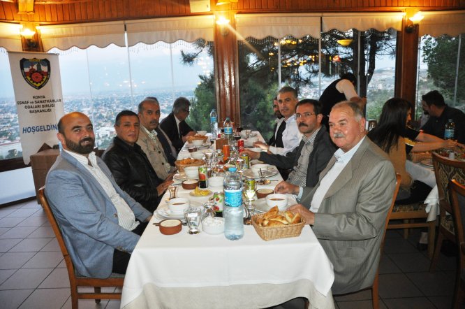 konesob-iftar--(2).jpg