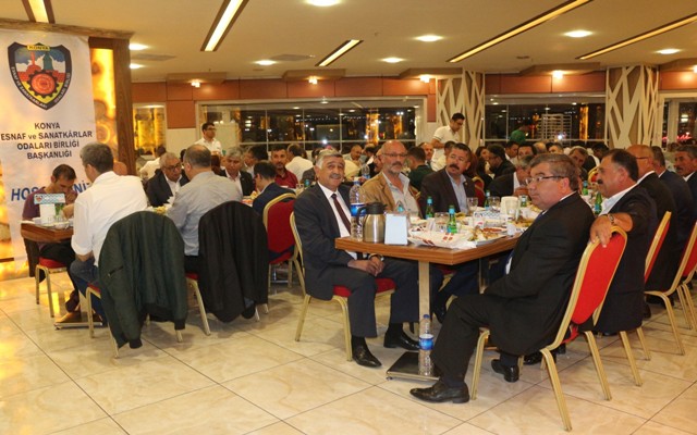 konesob-uyeleri-iftarda-bir-araya-geldi-(2).jpg