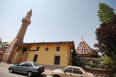 konevi-sohbetleri-5.-yilinda-(3).jpg