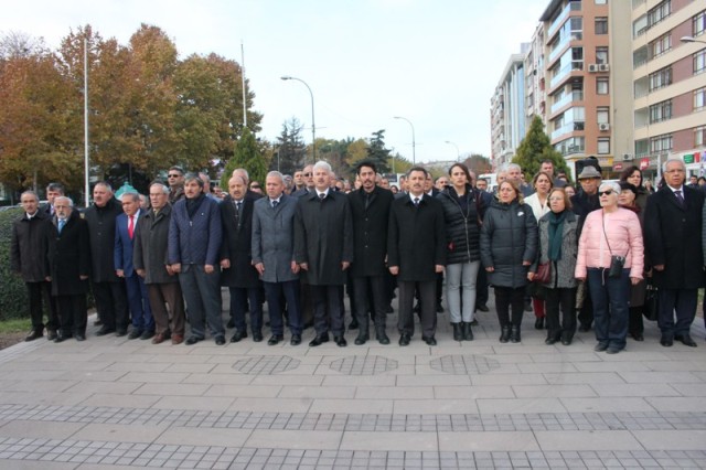 konya’da-24-kasim-ogretmenler-gunu-kutlamalari--(2).jpg