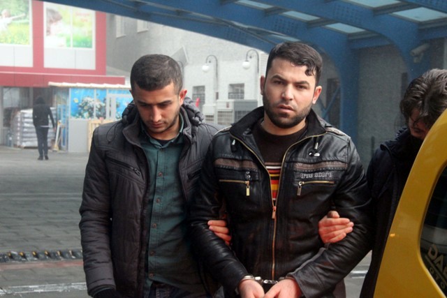konya’da-deas-operasyonu-8-gozalti--(3).jpg