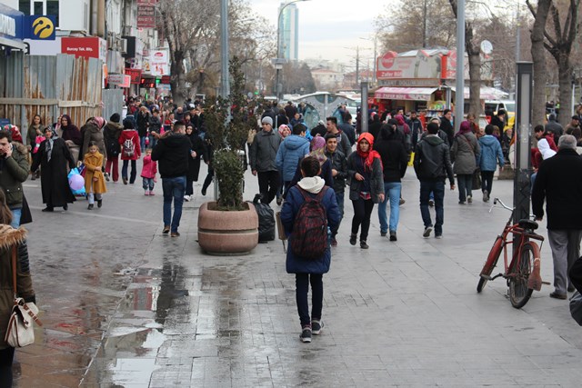konya’da-kadin-nufusu-erkeklerden--(2).jpg