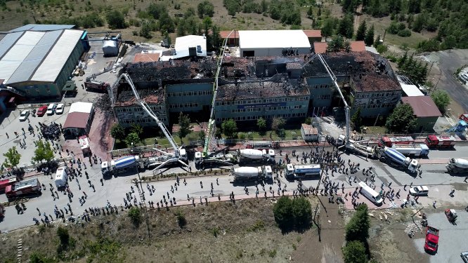 konya’daki-silah-fabrikasindaki-yangin-sonduruldu--(8).jpg