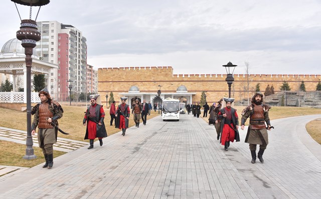 konya’nin-tarihi-dokusu-belediye-baskanlarini-etkiledi-(1).jpg