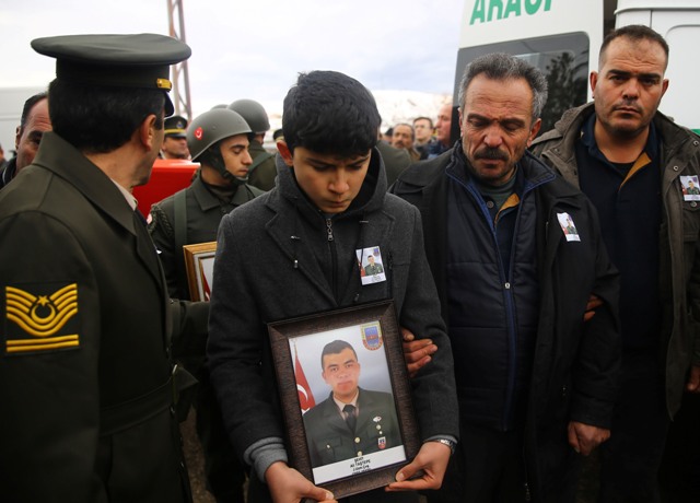 konya,-sehidini-ugurladi-(1).jpg