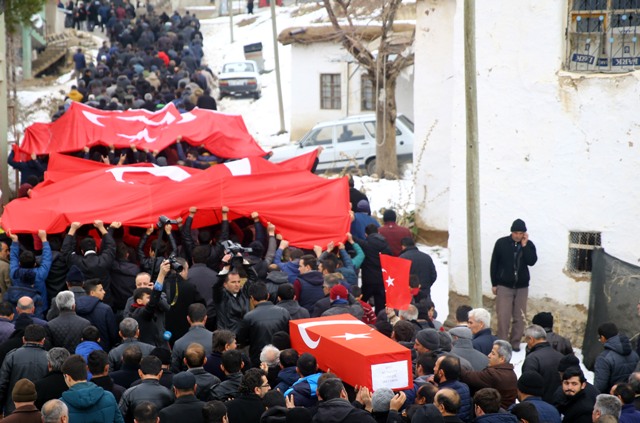 konya,-sehidini-ugurladi-(3).jpg