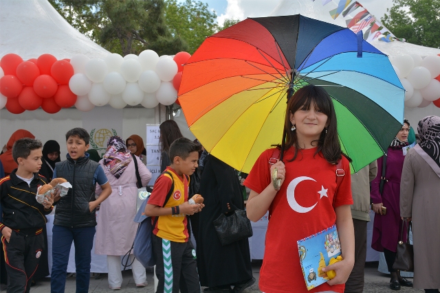 konya-ihh’dan-yetimler-yararina-kermes-(3).jpg