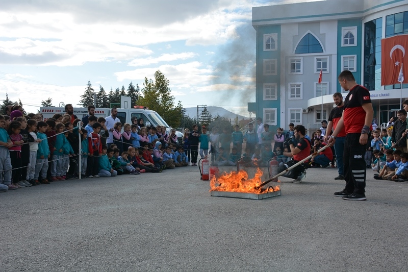 konya-ihh-arama-kurtarma-okullari-afetlere-karsi-bilinclendiriyor-5.jpg