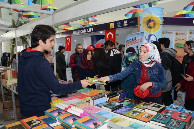 konya-kitap-gunleri’ne-1-haftada--5.jpg