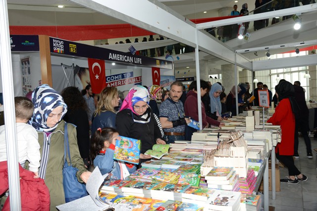 konya-kitap-gunleri’ne-1-haftada--6.jpg