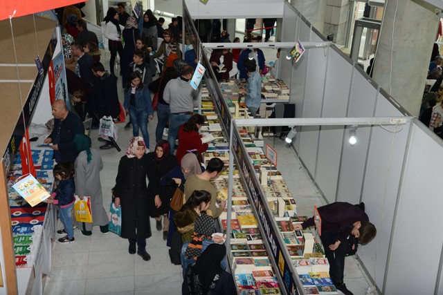 konya-kitap-gunleri’ne-1-haftada--7.jpg