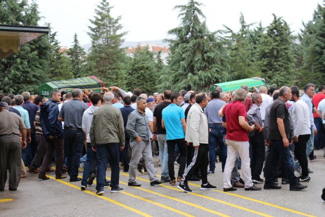 konya-kiz-kardes-(5).jpg