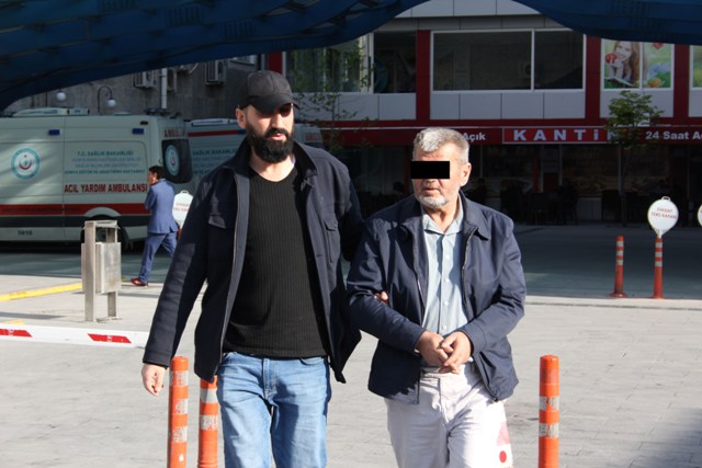 konya-merkezli-24-ilde-fetopdy-operasyonu-(10)-copy-001.jpg