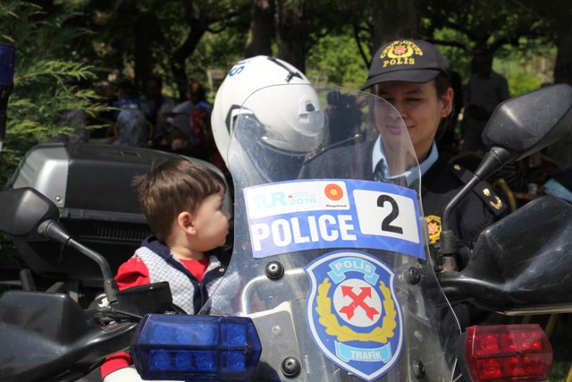 konya-polisi-engelli--(4).jpg