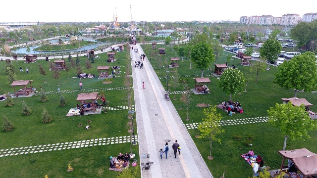 konya-sehir-parkini-cok-sevdi-(2).jpg