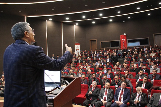 konya-seker’de-ciftcilere--(2).jpg