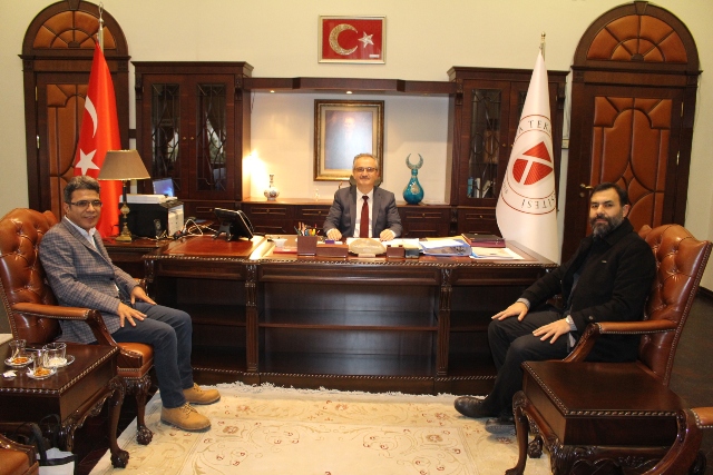 konya-teknik-universitesi-rektoru-babur-ozcelik-(1).jpg