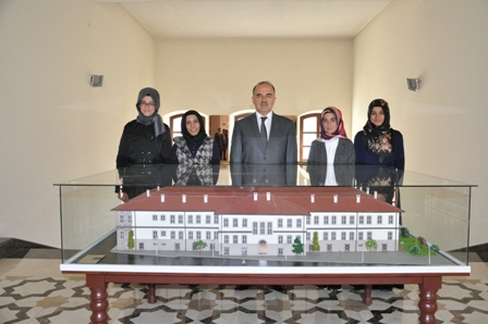 konya-valiligi-maketi-begenildi.jpg