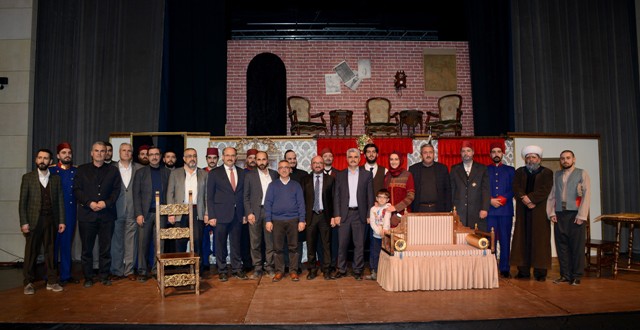 konyada-“abdulhamid-ates-cemberi”-oyunu-sahnelendi--(1).jpg
