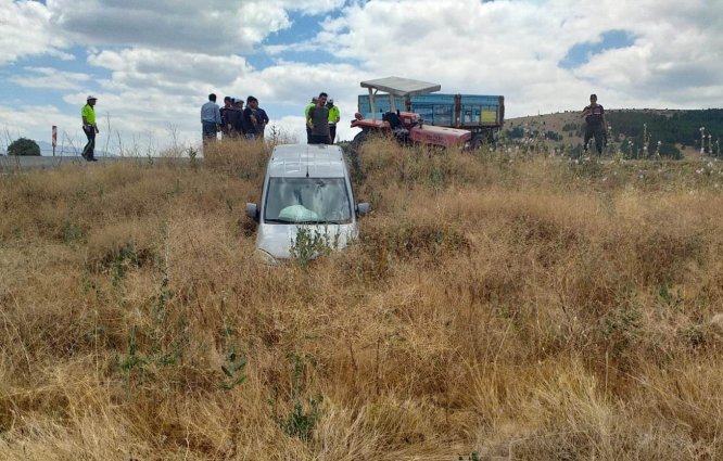 konyada-iki-ayri-trafik-kazasi-(1).jpg
