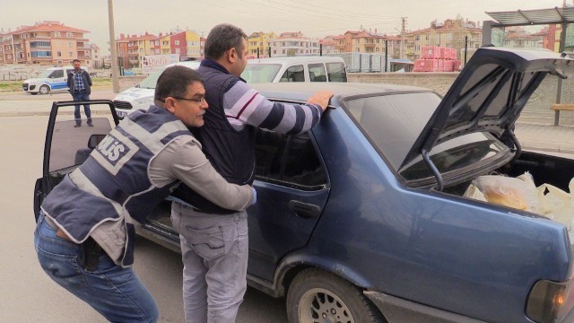 konyada-ozel-harekat-destekli-trafik-uygulamasi-(6).jpg