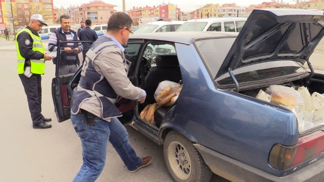 konyada-ozel-harekat-destekli-trafik-uygulamasi-(7).jpg