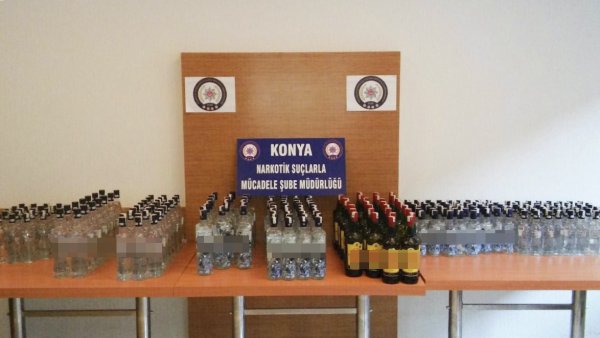 konyada-uyusturucu-ve-kacak-icki-operasyonu-(1).jpg