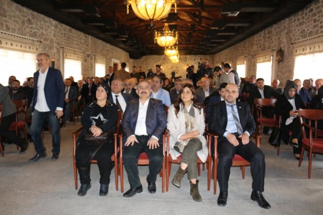 konyalilardan-ozhaseki’ye-tam-destek-(2).jpg