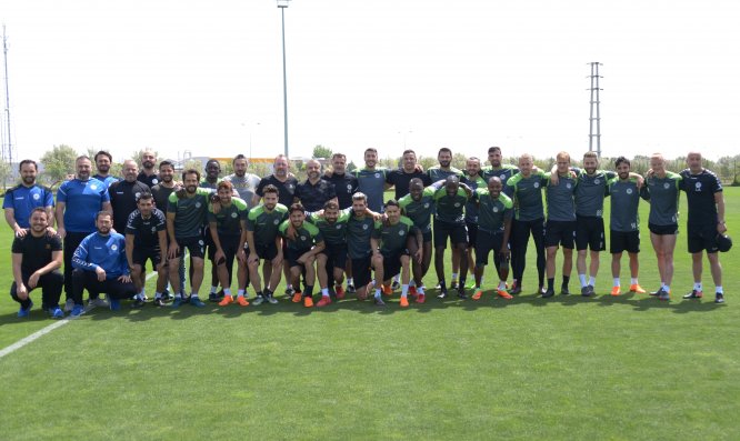 konyaspor-antrenman-003.jpg