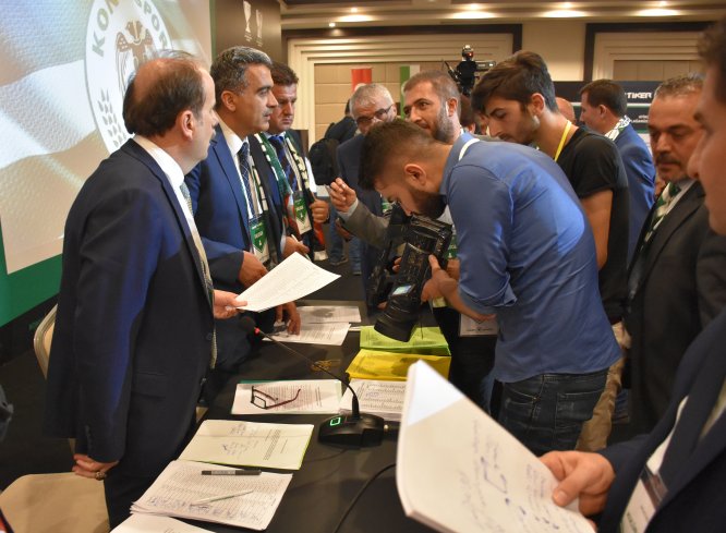 konyaspor-kongre-(1)-001.jpg