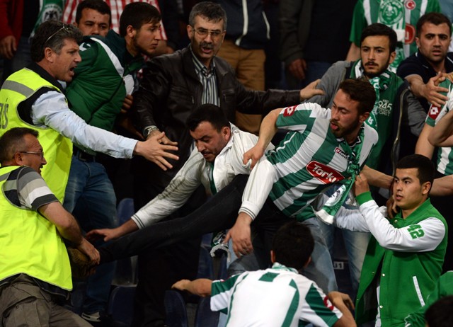konyaspor-taraftarlar-(3).jpg