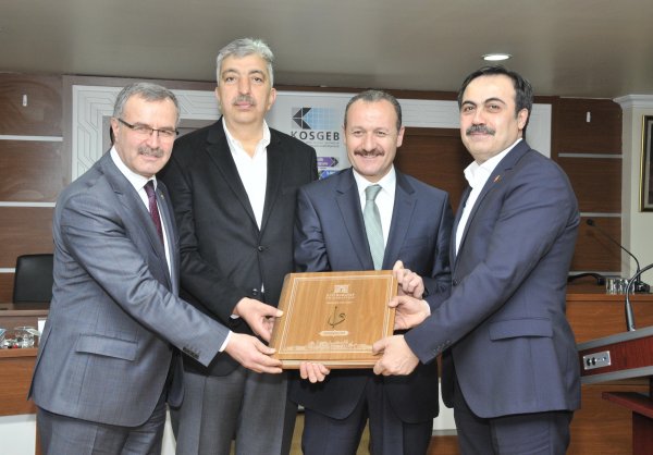 kosgeb’in-faizsiz-kredi-desteginde-bakanlik-devreye-girdi-(6).jpg