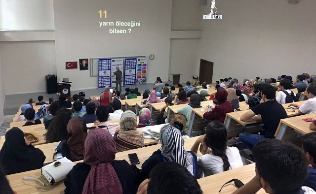 kto-karatay’da-“hayallerinizi-birlikte-tasarlayalim”-konferansi--(4).jpg
