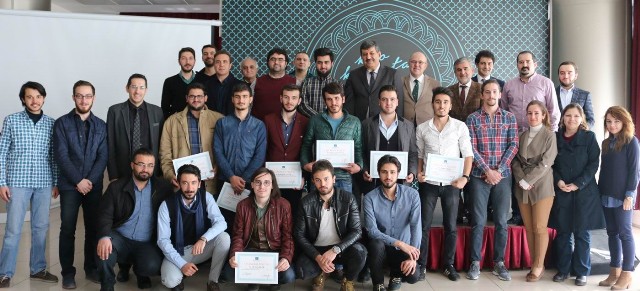 kto-karatay-universitesi,-basarili-ogrencilerini-odullendirdi.jpg