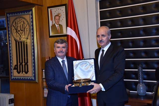 kultur-ve-turizm-bakani-kurtulmus’tan-baskan-akyurek’e-ziyaret-(2).jpg