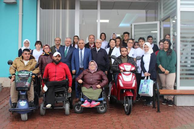 lokman-hekim,-engellileri--(3).jpg