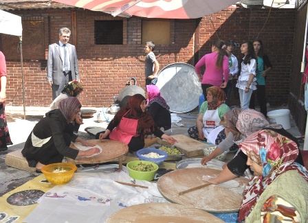 m.katirci-kermes-2.jpg